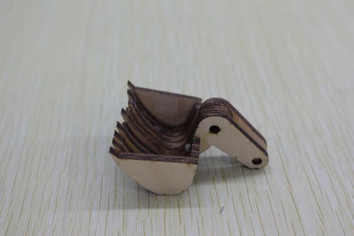 STEAM課程第20課 圓夢(mèng)少年——一起制作趣味十足的挖掘機(jī)